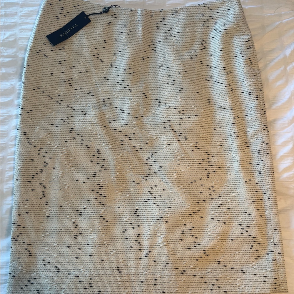 TALBOTS cream and black skirt